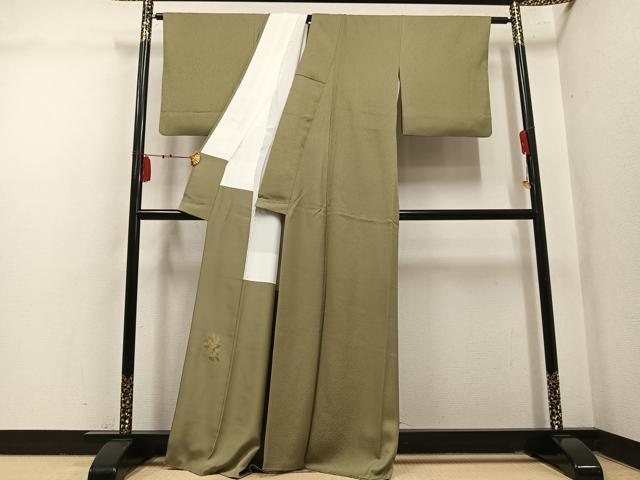 平和屋着物●上質な色無地　作家物　飛鳥地紋　油色　正絹　逸品　AABM0759ph