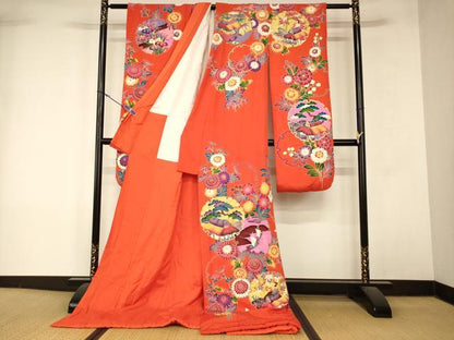 平和屋本店●お引きずり・お引き摺り・引き振袖　和装　結婚式　舞妓　芸妓　芸者　衣装　雪輪草花風景文　金彩　逸品　AABM0813fw