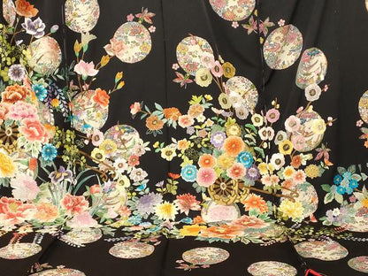 平和屋本店●中国三大刺繍　相良刺繍　色打掛　仮絵羽　和装　婚礼　結婚式　花嫁　神社挙式　花車枝梅丸文　黒地　金糸　逸品　AABM0820fw