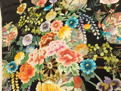 平和屋本店●中国三大刺繍　相良刺繍　色打掛　仮絵羽　和装　婚礼　結婚式　花嫁　神社挙式　花車枝梅丸文　黒地　金糸　逸品　AABM0820fw