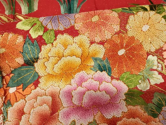 平和屋本店●中国三大刺繍 相良刺繍 色打掛 仮絵羽 和装 婚礼 結婚式 神社挙式 駒刺繍 花車吉祥熨斗文 金銀糸 金通し地 逸品 AABM0824fw