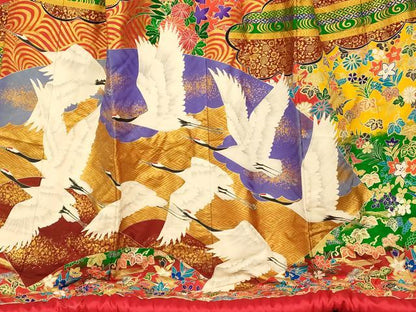 平和屋本店●色打掛　和装　婚礼　結婚式　花嫁　神社挙式　飛鶴草花地紙文　暈し染め　金彩　逸品　AABM0827fw