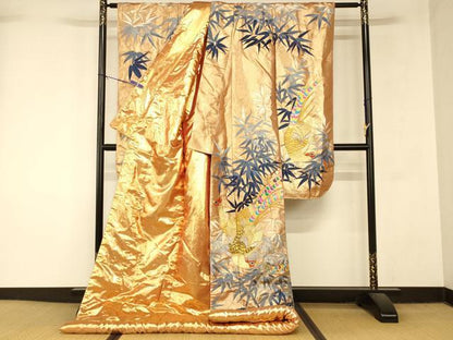 平和屋本店●色打掛　和装　婚礼　結婚式　花嫁　神社挙式　総刺繍　雉笹文　金銀糸　逸品　AABM0833fw