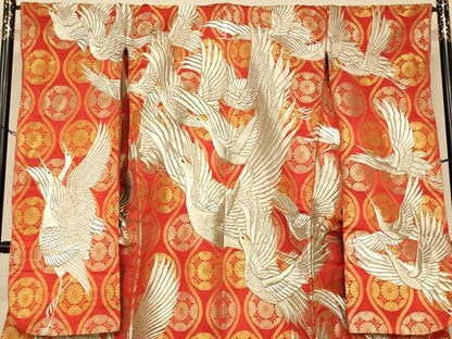 平和屋本店●色打掛　和装　婚礼　結婚式　花嫁　神社挙式　総刺繍　飛鶴立涌花丸文　金銀糸　逸品　AABM0835fw