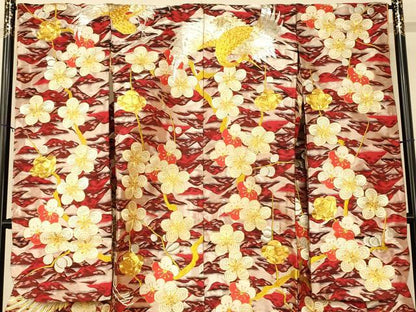 平和屋本店●色打掛　和装　婚礼　結婚式　花嫁　神社挙式　駒刺繍　唐織　山重ね枝梅飛鶴文　金銀糸　逸品　AABM0836fw