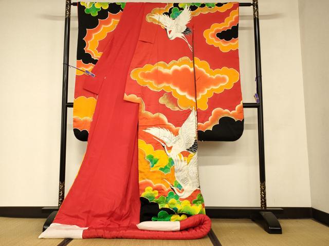 平和屋本店●色打掛　和装　婚礼　結婚式　花嫁　神社挙式　駒刺繍　飛鶴枝梅雲取り文　金彩　金銀糸　逸品　AABM0841fw