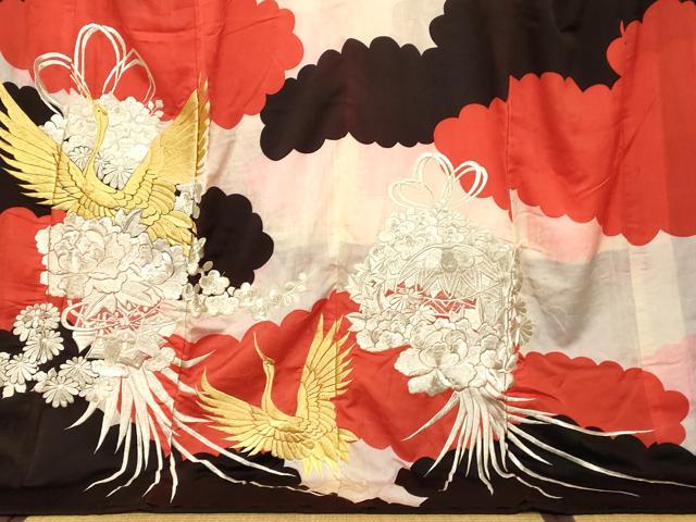 平和屋本店●お引きずり・お引き摺り・引き振袖 和装 結婚式 舞妓 芸妓 芸者 衣装 刺繍 雲取り飛鶴飾花文 金銀糸 逸品 AABM0842fw