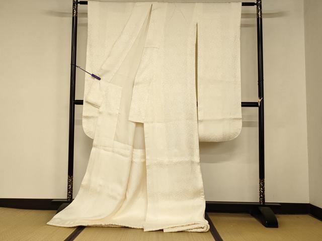 平和屋本店●掛下　打掛　和装　婚礼　花嫁　結婚式　神社挙式　草花紗綾形地紋　逸品　AABM0845fw