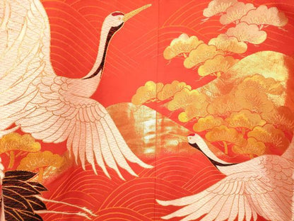 平和屋本店●色打掛　和装　婚礼　結婚式　花嫁　神社挙式　唐織　飛鶴山重ね松文　金糸　逸品　AABM0848fw
