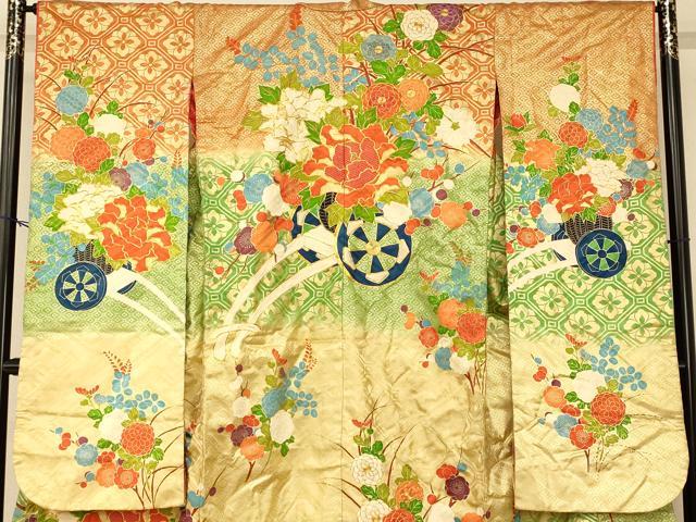 平和屋本店●色打掛　和装　婚礼　結婚式　花嫁　神社挙式　駒刺繍　吉祥花車文　暈し染め　金糸　金彩　逸品　AABM0851fw