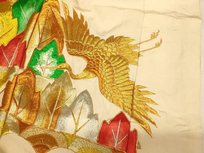 平和屋本店●色打掛　和装　婚礼　結婚式　花嫁　神社挙式　駒刺繍　飛鶴樹林文　松　金銀糸　逸品　AABM0859fw