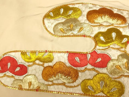 平和屋本店●色打掛　和装　婚礼　結婚式　花嫁　神社挙式　駒刺繍　飛鶴樹林文　松　金銀糸　逸品　AABM0859fw