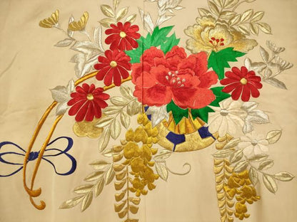 平和屋本店●色打掛　和装　婚礼　結婚式　花嫁　神社挙式　刺繍　花車文　藤の花　金銀糸　逸品　AABM0861fw