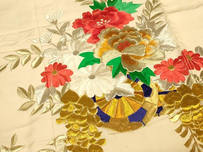 平和屋本店●色打掛　和装　婚礼　結婚式　花嫁　神社挙式　刺繍　花車文　藤の花　金銀糸　逸品　AABM0861fw