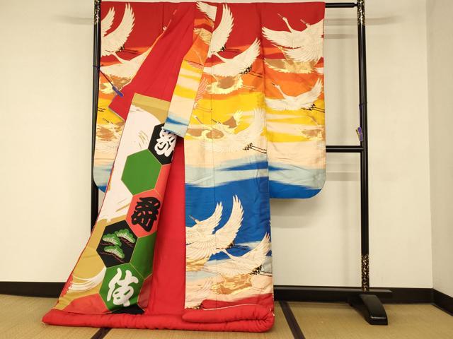 平和屋本店●色打掛　和装　婚礼　結婚式　花嫁　神社挙式　総刺繍　霞飛鶴文　暈し染め　金糸　逸品　AABM0870fw