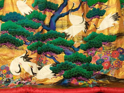 平和屋本店●本手描友禅作家　秋山章　色打掛　和装　婚礼　結婚式　花嫁　神社挙式　群れ鶴草花松文　暈し染め　金彩　逸品　AABM0888fw