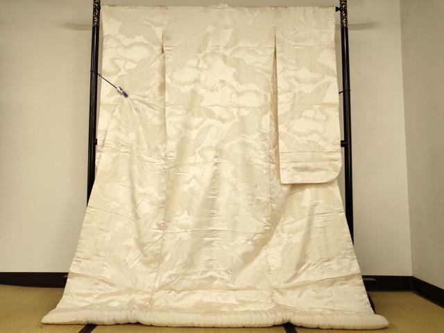 平和屋本店●白打掛　白無垢　和装　婚礼　結婚式　花嫁　神社挙式　飛鶴雲取り地紋　逸品　AABM0890fw