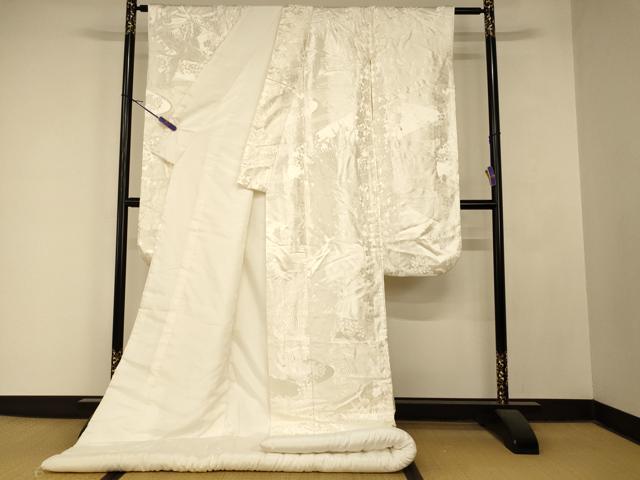 平和屋本店●白打掛　白無垢　和装　婚礼　結婚式　花嫁　神社挙式　唐織　飛鶴御所車流水文　逸品　AABM0892fw
