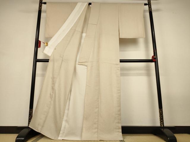 平和屋着物＊夏物　京都・西陣　織元ブランド　秦流舎　色無地　絽　草花紋紗　鳥の子色　正絹　逸品　AABM1084jd