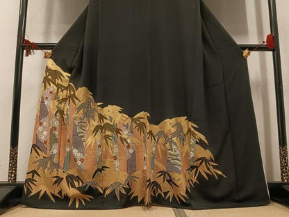 平和屋着物●豪華黒留袖　刺繍　草花文　金彩　正絹　逸品　AABM1124ph
