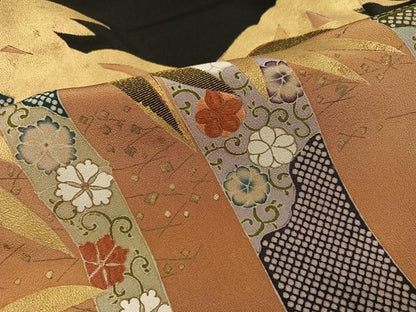 平和屋着物●豪華黒留袖　刺繍　草花文　金彩　正絹　逸品　AABM1124ph