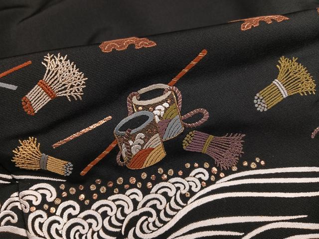 平和屋着物●豪華黒留袖　総刺繍　浜松文　金糸　正絹　逸品　AABM1134ph