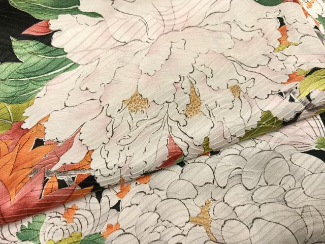 平和屋着物●豪華振袖　草花文　黒地　正絹　逸品　AABM1145ph