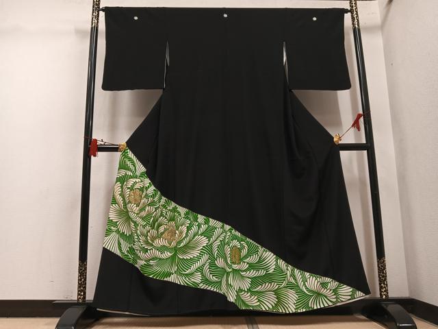 平和屋着物●豪華黒留袖　駒刺繍　花尽くし　金彩　正絹　逸品　AABM1150ph