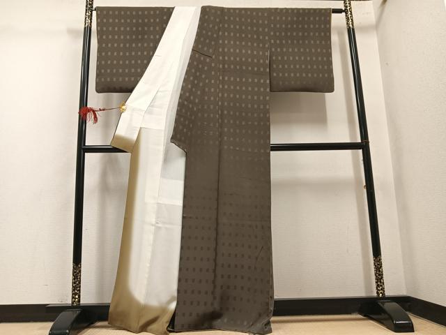 平和屋着物●上質な色無地　色紙地紋　媚茶色　正絹　逸品　AABM1157ph