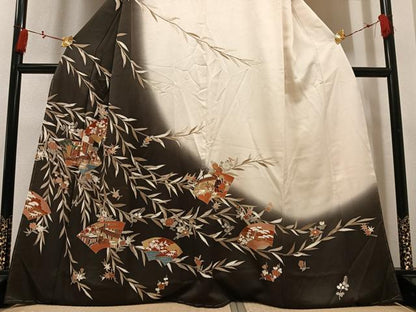 平和屋着物●訪問着　刺繍　地紙人物草花文　暈し染め　金彩　正絹　逸品　未使用　AABM1212ph