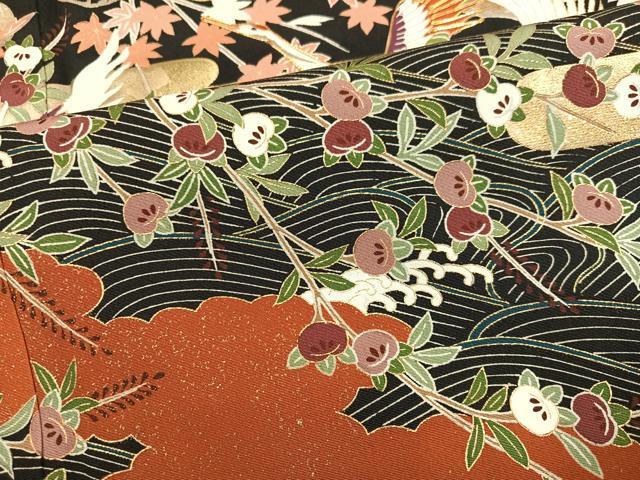 平和屋着物●豪華黒留袖　作家物　駒刺繍　群れ鶴草花文　金彩　正絹　逸品　AABM1236ph