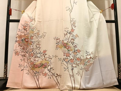 平和屋着物●訪問着　駒刺繍　扇面枝花文　暈し染め　金彩　正絹　逸品　AABM1272ph