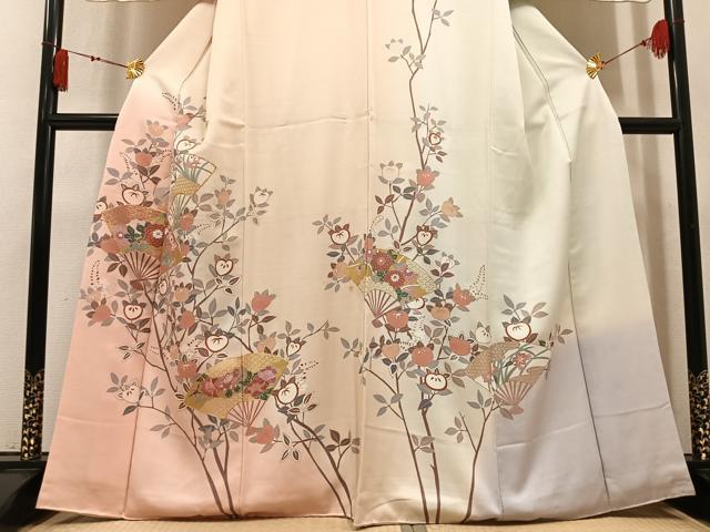 平和屋着物●訪問着　駒刺繍　扇面枝花文　暈し染め　金彩　正絹　逸品　AABM1272ph