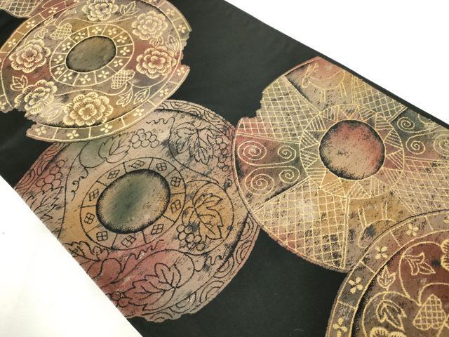平和屋着物◎六通柄袋帯　花絵皿文　黒地　金糸　引箔　正絹　逸品　AABM1530od
