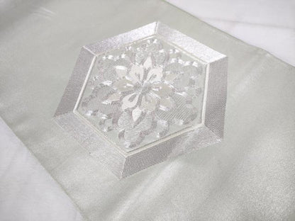 平和屋着物◎太鼓柄袋帯　駒刺繍　亀甲花文　銀糸　正絹　逸品　AABM1540od