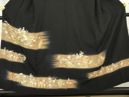平和屋着物●豪華黒留袖　総刺繍　駒刺繍　草花文　暈し染め　正絹　逸品　AABM2113cs