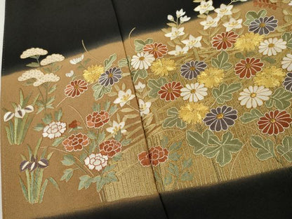 平和屋着物●豪華黒留袖　総刺繍　駒刺繍　草花文　暈し染め　正絹　逸品　AABM2113cs