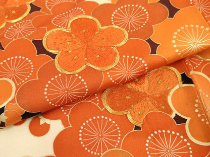 平和屋着物●豪華振袖　駒刺繍　枝梅　金糸　金彩　正絹　逸品　AABM2134cs