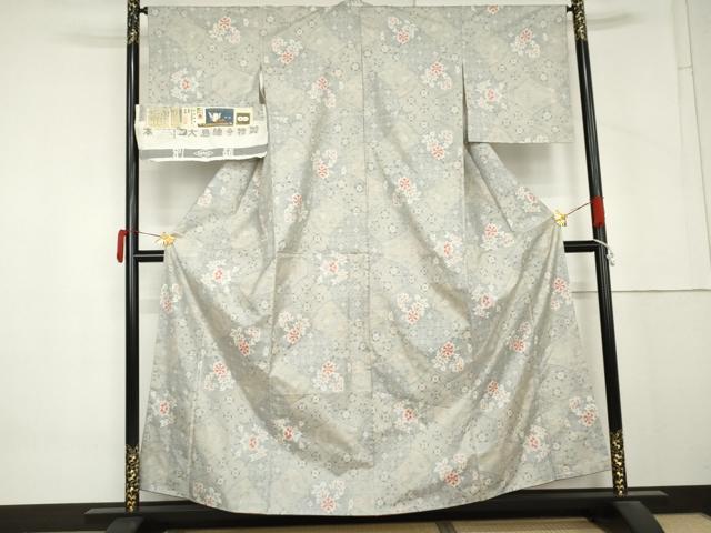 平和屋着物●本場大島紬　白大島　9マルキ　桑原織物謹製　切嵌更紗花文　証紙付き　正絹　逸品　未使用　AABM2159cs