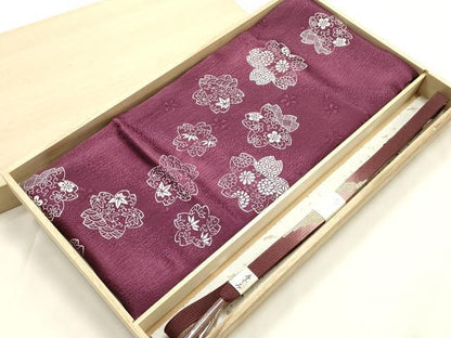 平和屋本店●和装小物　帯締め・帯揚げセット　高麗組　舞花文　唐草　金銀糸　正絹　逸品　未使用　AABM2353ay