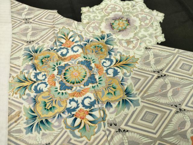 平和屋着物●豪華黒留袖　駒刺繍　双鶴飾花文　金彩　正絹　逸品　AABM2475ck
