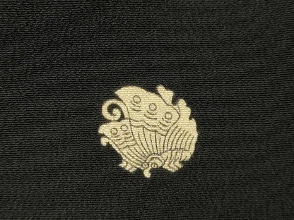 平和屋着物●豪華黒留袖　駒刺繍　双鶴飾花文　金彩　正絹　逸品　AABM2475ck