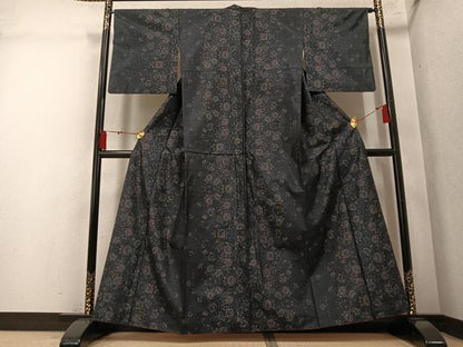 平和屋着物●本場大島紬　草花文　やまと誂製　正絹　逸品　AABM2538ph