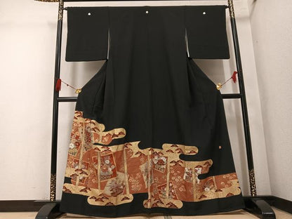平和屋着物●豪華黒留袖　作家物　駒刺繍　エ霞色紙花車文　金彩　正絹　逸品　AABM2546ph