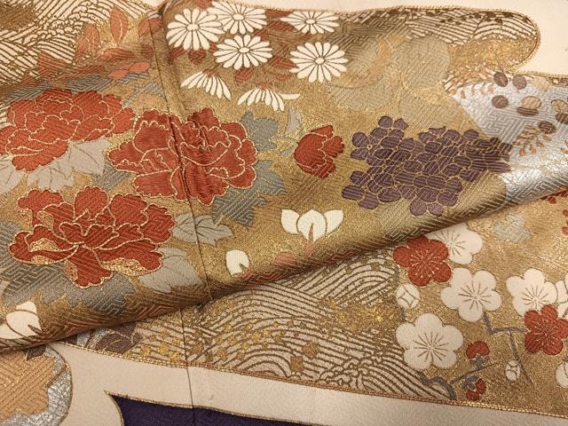 平和屋着物●創業460年・千總　色留袖　駒刺繍　草花文　金銀彩　正絹　逸品　AABM2549ph