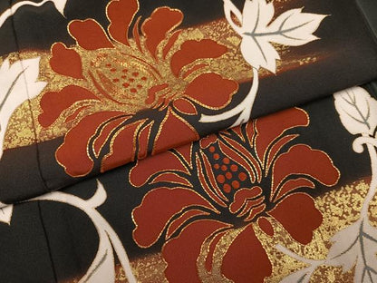 平和屋着物●豪華黒留袖　駒刺繍　草花文　金彩　正絹　逸品　AABM2563ph