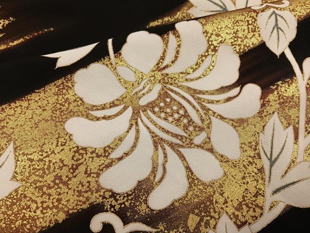 平和屋着物●豪華黒留袖　駒刺繍　草花文　金彩　正絹　逸品　AABM2563ph