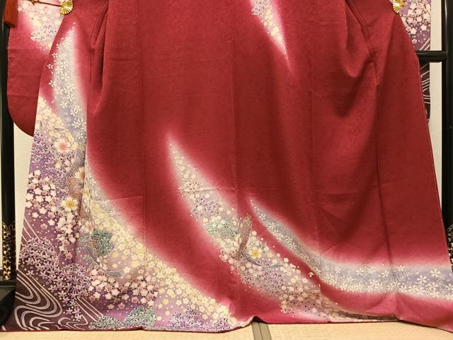 平和屋着物●豪華振袖　舞花文　暈し染め　金彩　金通し地　正絹　逸品　AABM2591ph