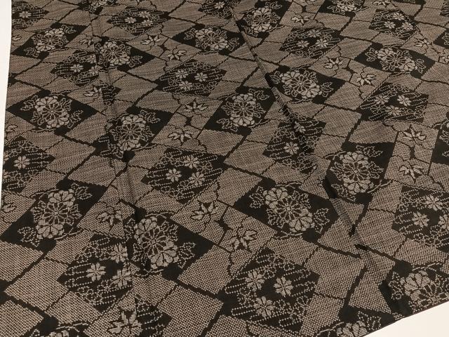 平和屋着物●本場大島紬　7マルキ　草花文　正絹　逸品　AABM2663ph