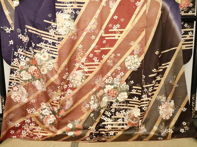 平和屋着物●豪華振袖　駒刺繍　花丸文　暈し染め　金彩　ロング丈　正絹　逸品　AABM3073ck